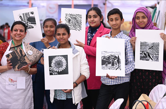 tagore-art-centre2